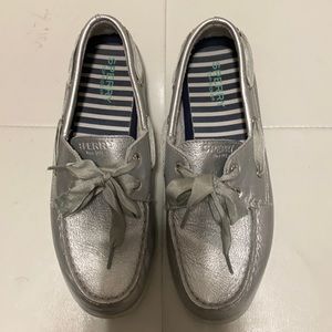 Speedy top side shoes